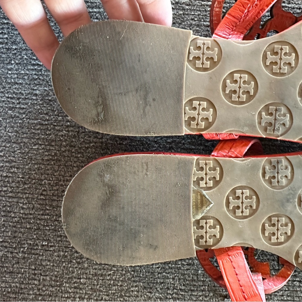 Tory Burch Miller Coral-Red Logo Thong Sandals Size 5.5 - Picture 9 of 12